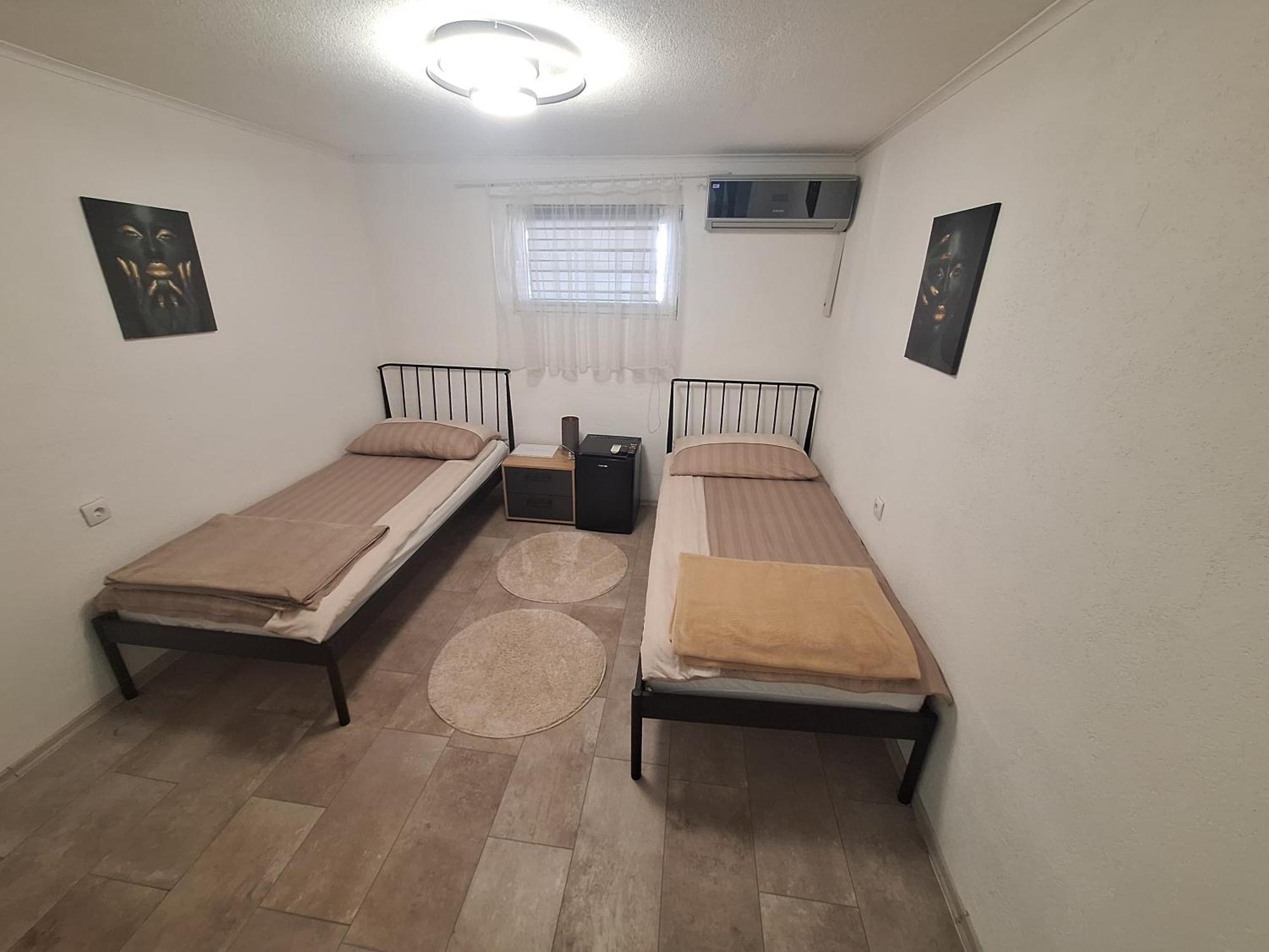 Fly & Stay Apartments 락타치 외부 사진